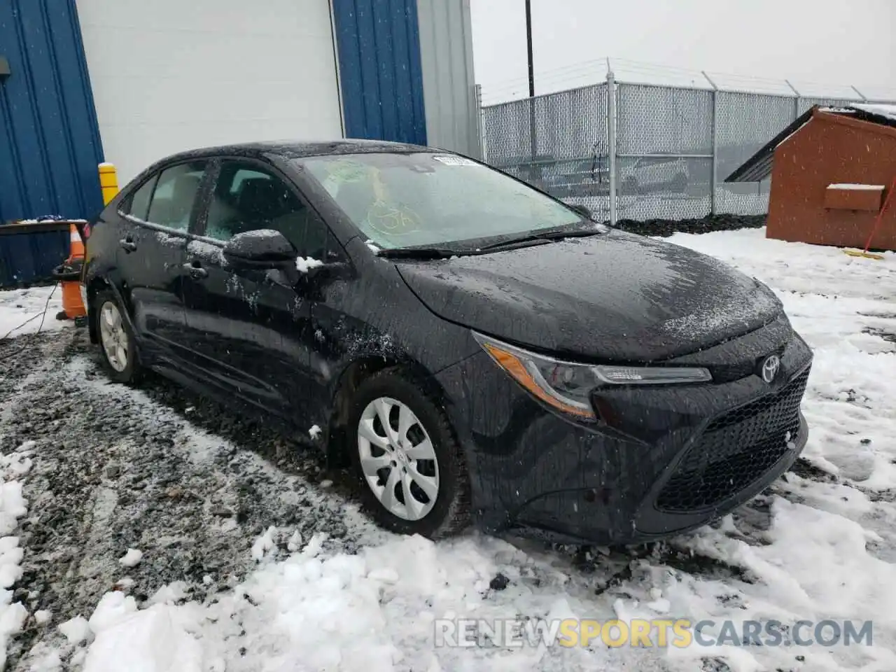 1 Photograph of a damaged car 5YFBPRBE9LP023613 TOYOTA COROLLA 2020