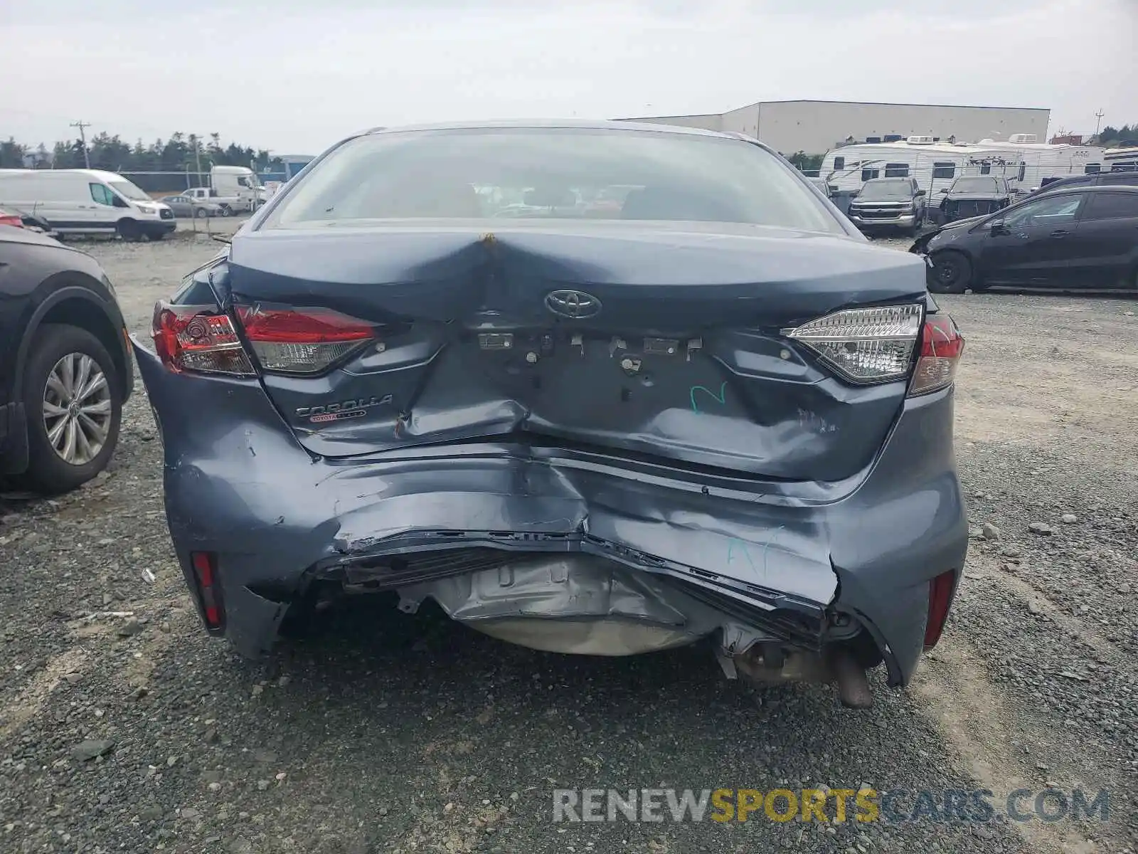 9 Photograph of a damaged car 5YFBPRBEXLP020347 TOYOTA COROLLA 2020