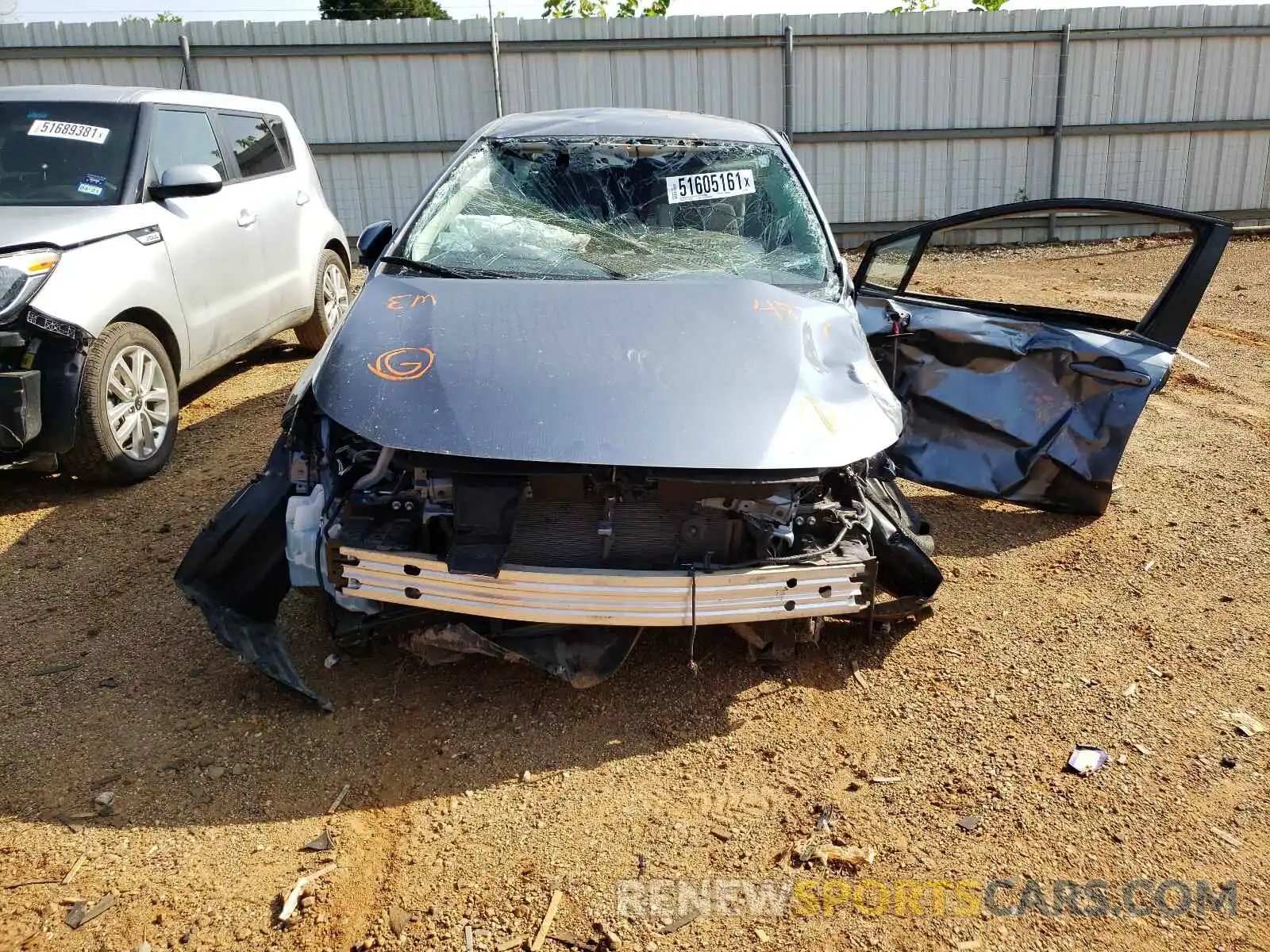 9 Photograph of a damaged car 5YFDPRAE0LP004877 TOYOTA COROLLA 2020