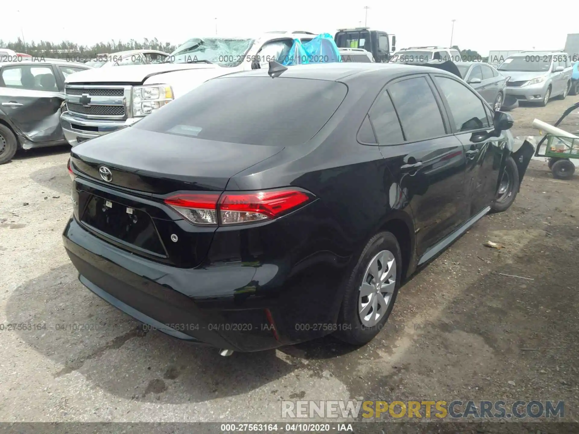 4 Photograph of a damaged car 5YFDPRAE0LP065940 TOYOTA COROLLA 2020