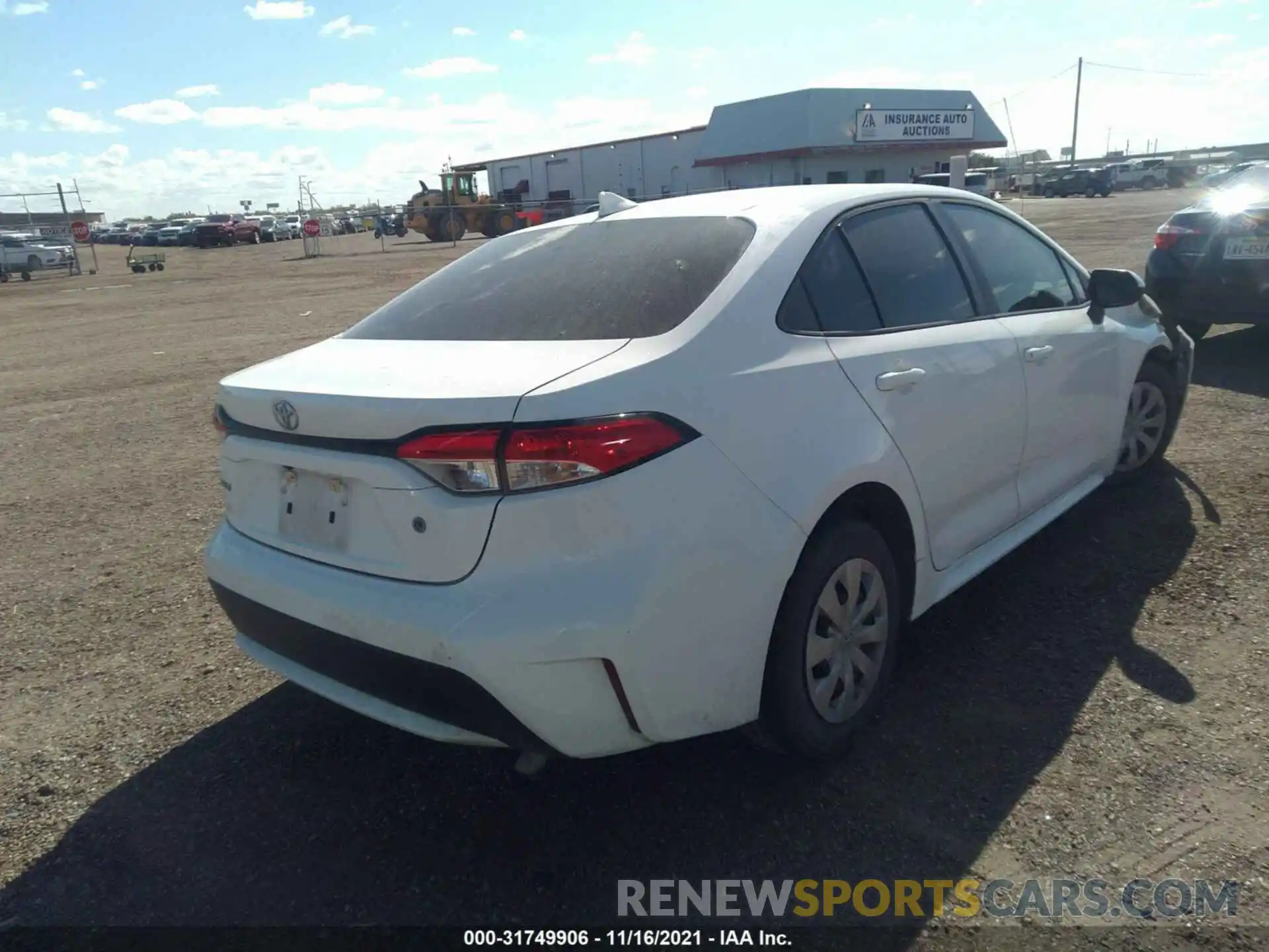 4 Photograph of a damaged car 5YFDPRAE0LP110858 TOYOTA COROLLA 2020