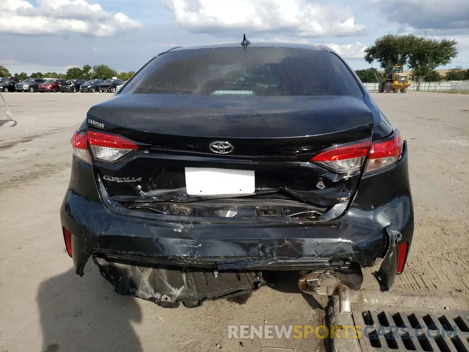 9 Photograph of a damaged car 5YFDPRAE0LP112884 TOYOTA COROLLA 2020