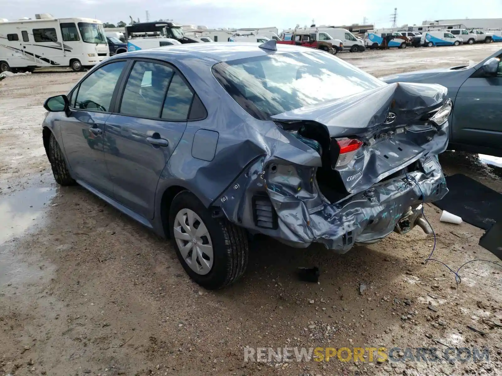 3 Photograph of a damaged car 5YFDPRAE0LP122413 TOYOTA COROLLA 2020