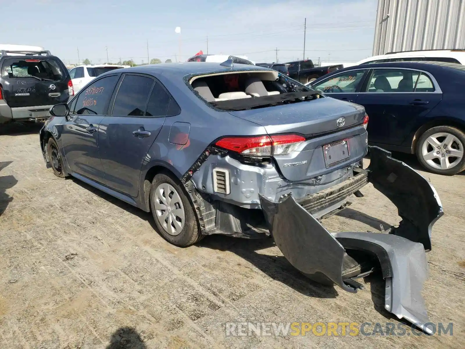 3 Photograph of a damaged car 5YFDPRAE1LP005438 TOYOTA COROLLA 2020