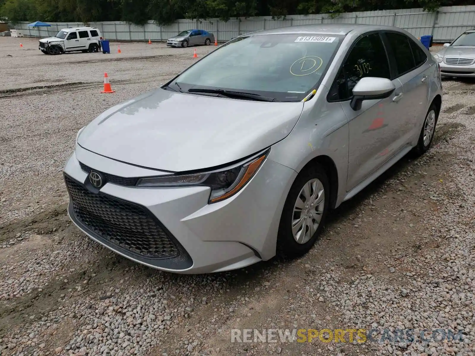 2 Photograph of a damaged car 5YFDPRAE1LP040335 TOYOTA COROLLA 2020