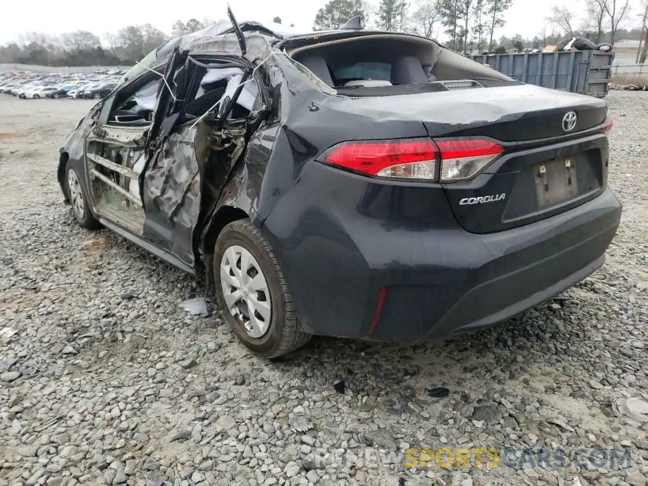 3 Photograph of a damaged car 5YFDPRAE1LP040805 TOYOTA COROLLA 2020