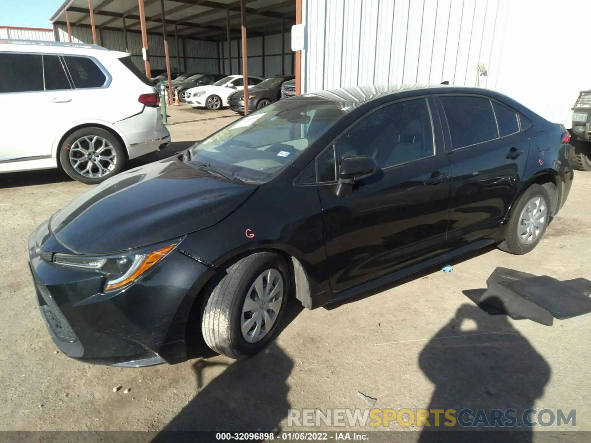 2 Photograph of a damaged car 5YFDPRAE1LP064098 TOYOTA COROLLA 2020