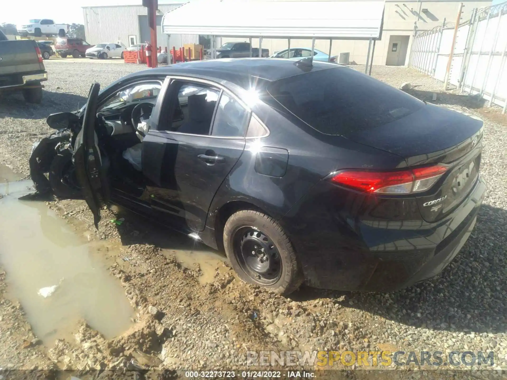 3 Photograph of a damaged car 5YFDPRAE1LP071262 TOYOTA COROLLA 2020