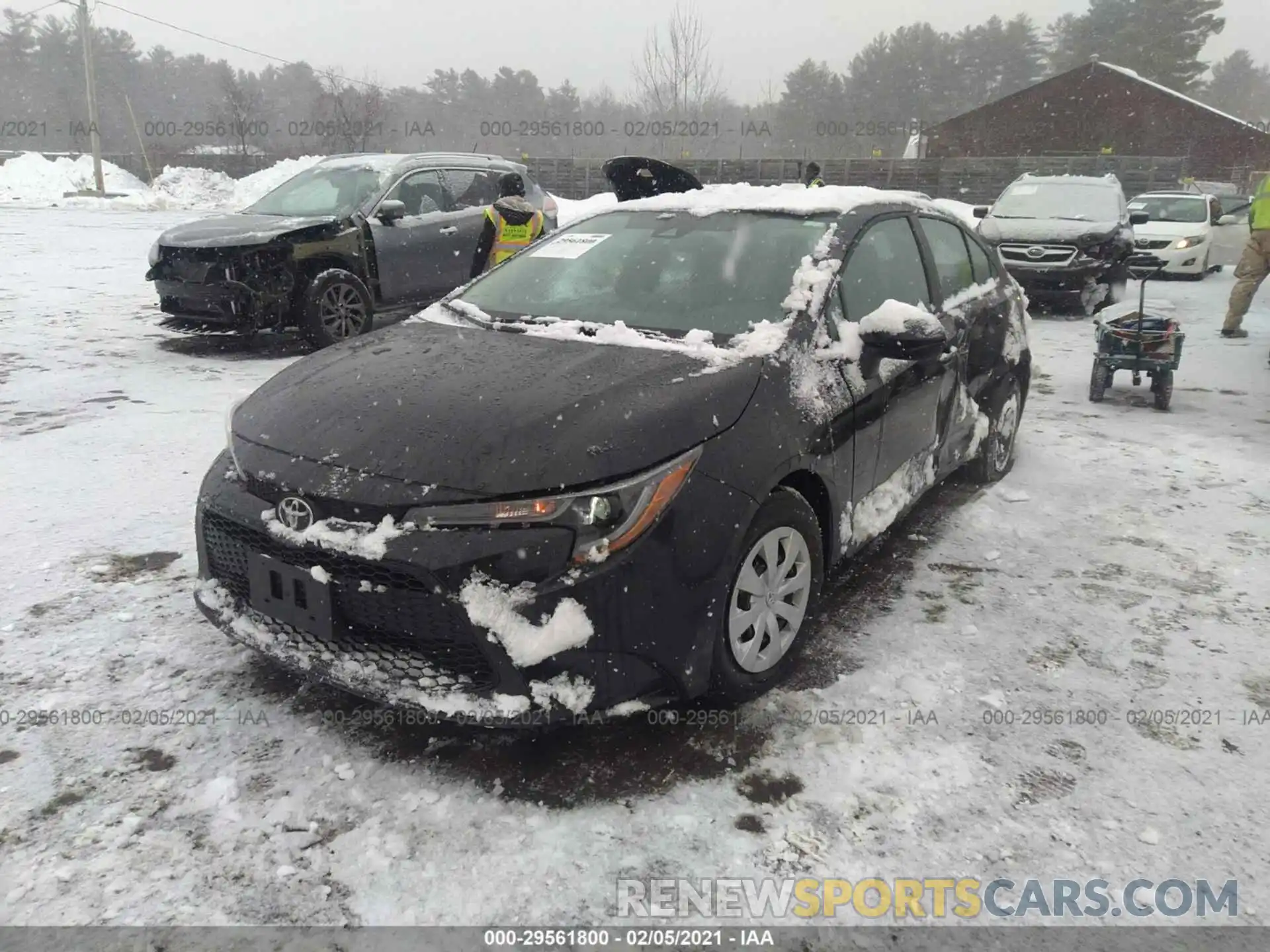 2 Photograph of a damaged car 5YFDPRAE1LP094976 TOYOTA COROLLA 2020