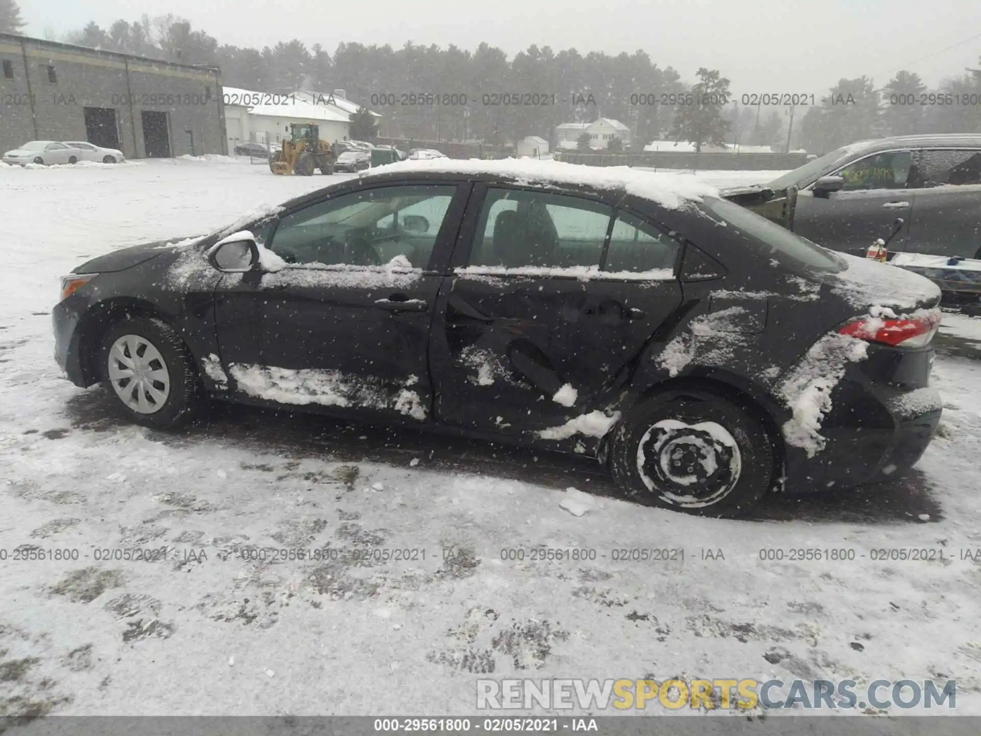 6 Photograph of a damaged car 5YFDPRAE1LP094976 TOYOTA COROLLA 2020