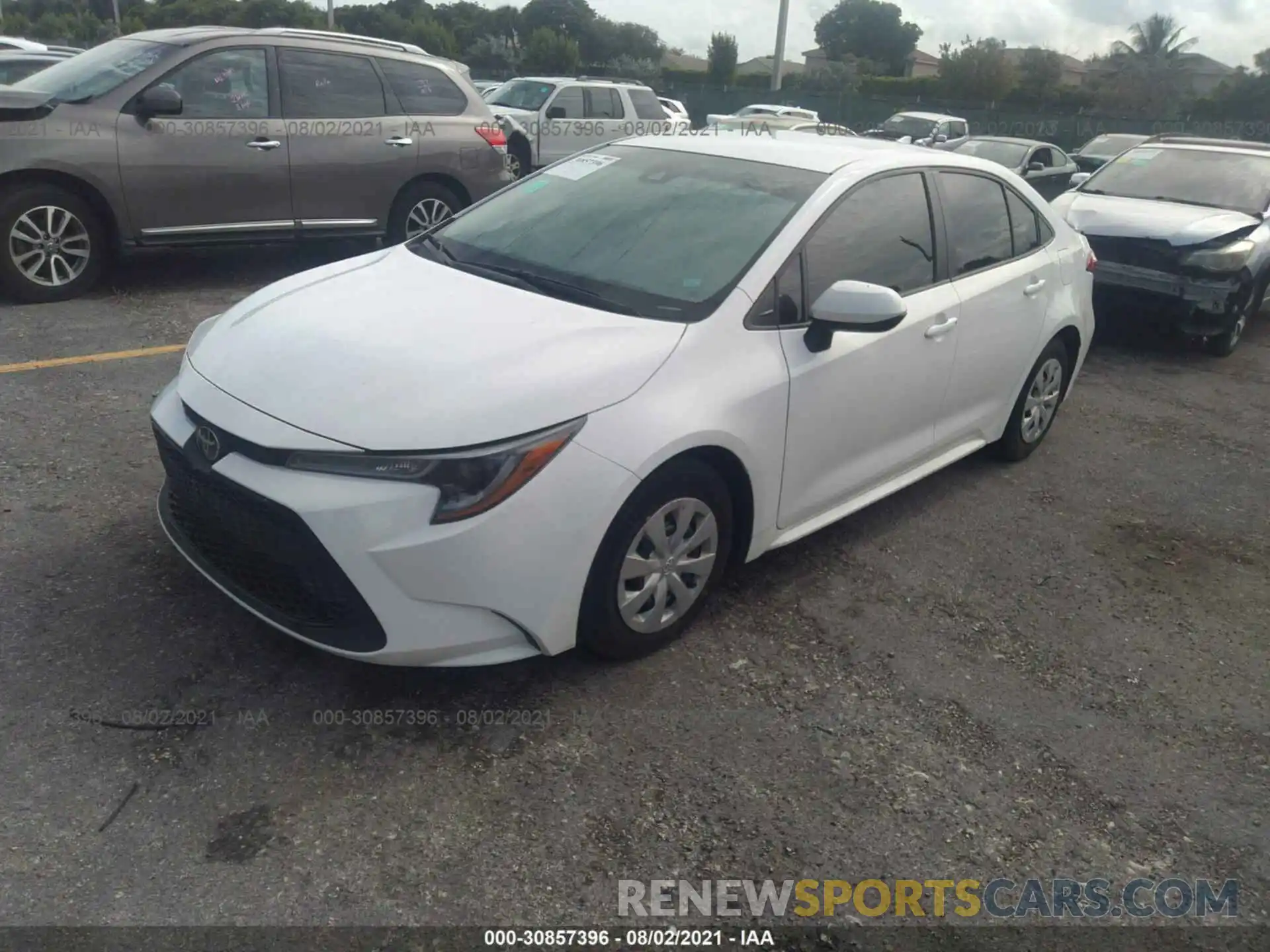 2 Photograph of a damaged car 5YFDPRAE2LP034950 TOYOTA COROLLA 2020