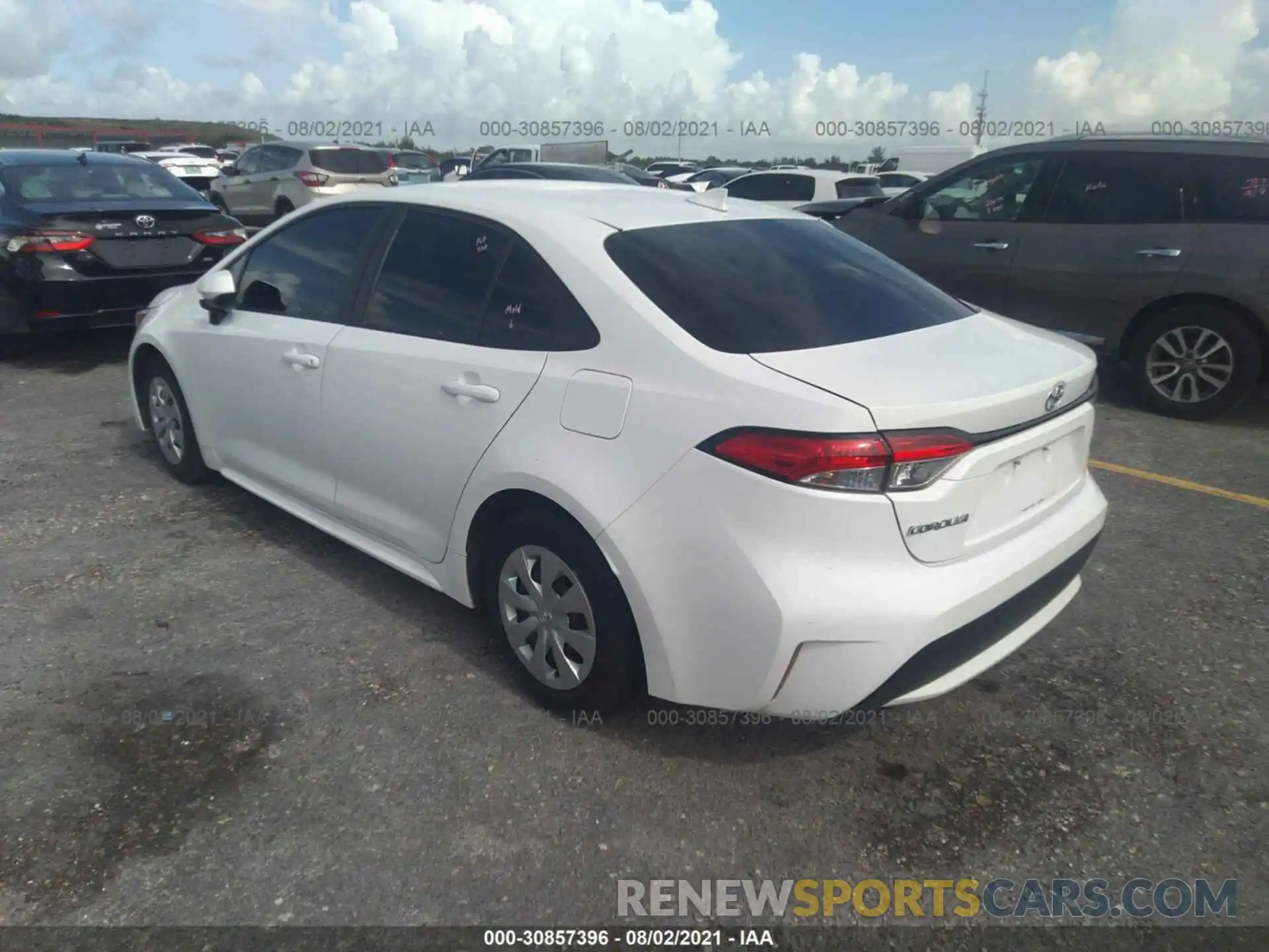 3 Photograph of a damaged car 5YFDPRAE2LP034950 TOYOTA COROLLA 2020