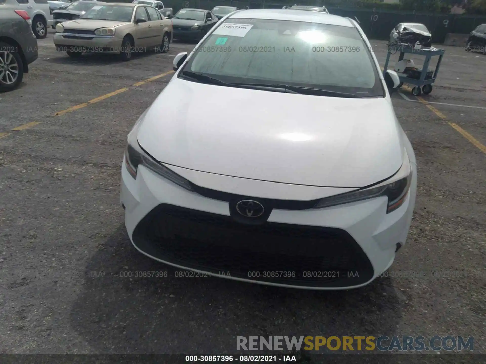 6 Photograph of a damaged car 5YFDPRAE2LP034950 TOYOTA COROLLA 2020