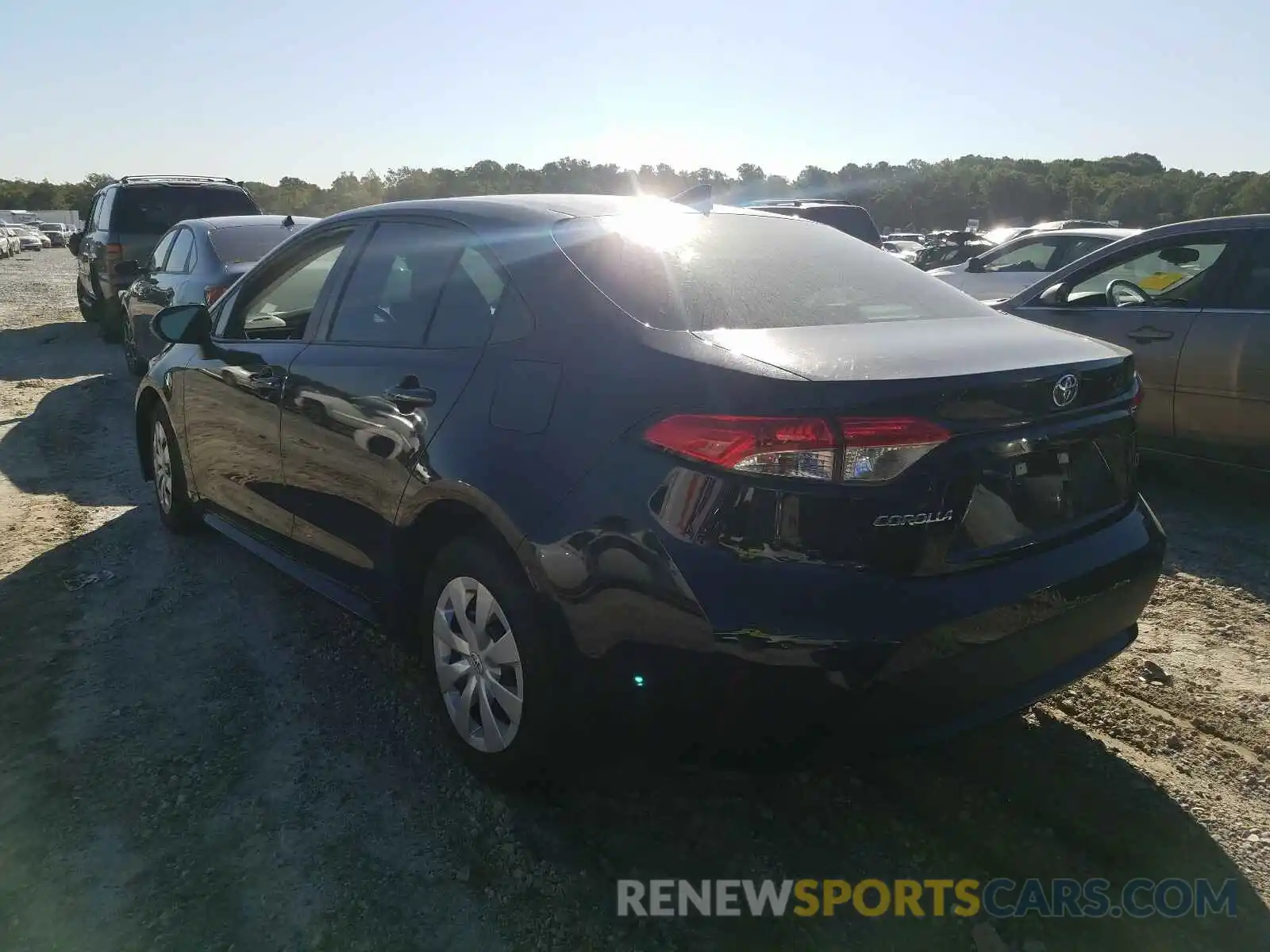 3 Photograph of a damaged car 5YFDPRAE2LP055846 TOYOTA COROLLA 2020