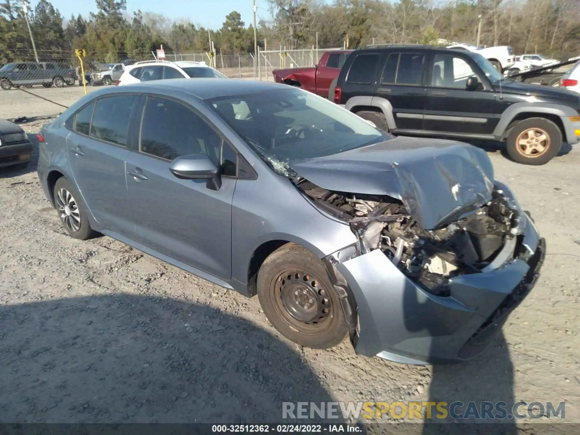 1 Photograph of a damaged car 5YFDPRAE2LP057094 TOYOTA COROLLA 2020