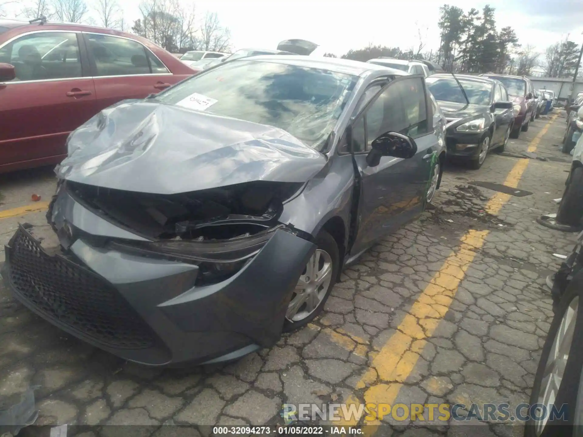 2 Photograph of a damaged car 5YFDPRAE2LP067415 TOYOTA COROLLA 2020