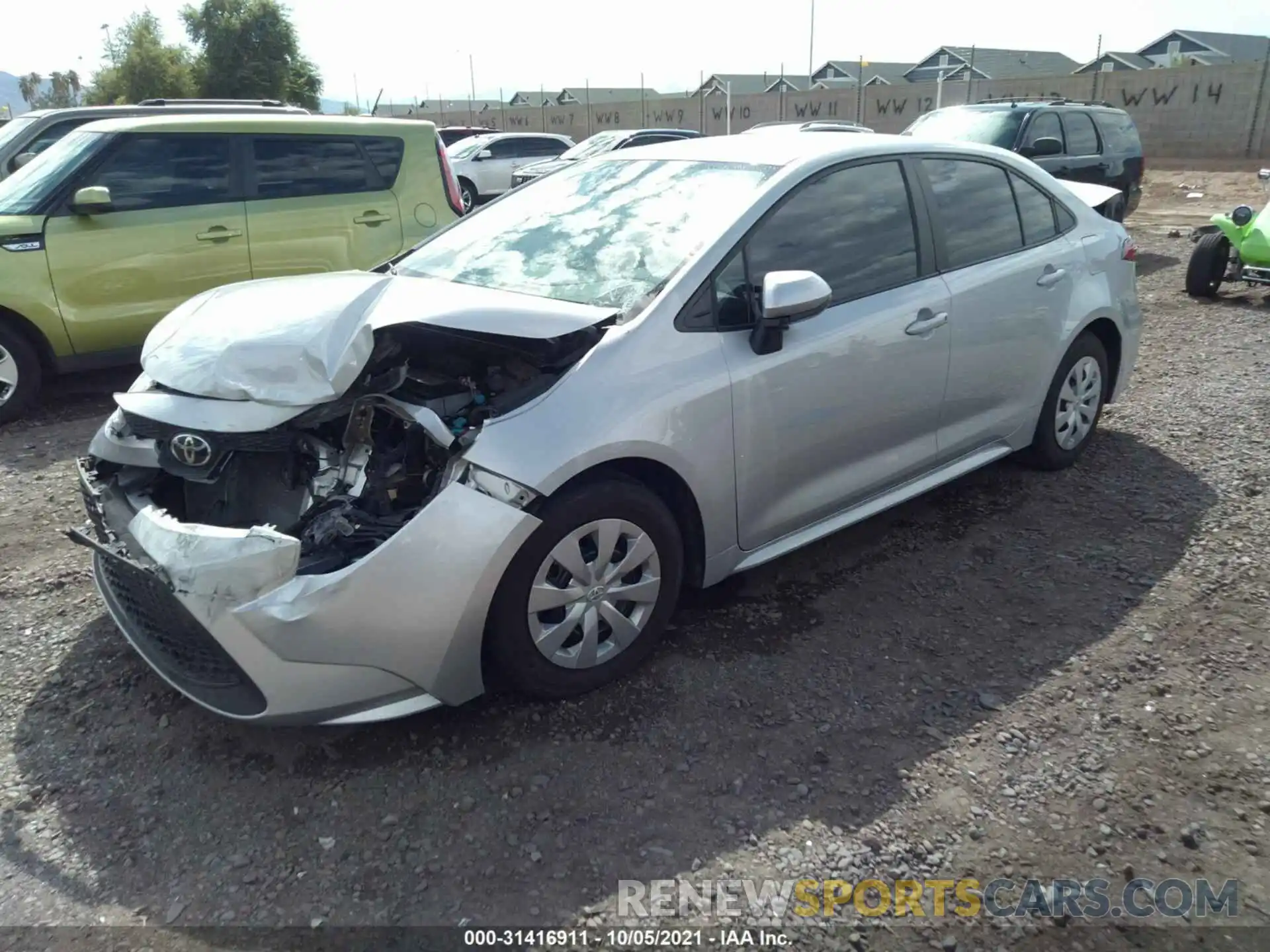 2 Photograph of a damaged car 5YFDPRAE2LP068130 TOYOTA COROLLA 2020