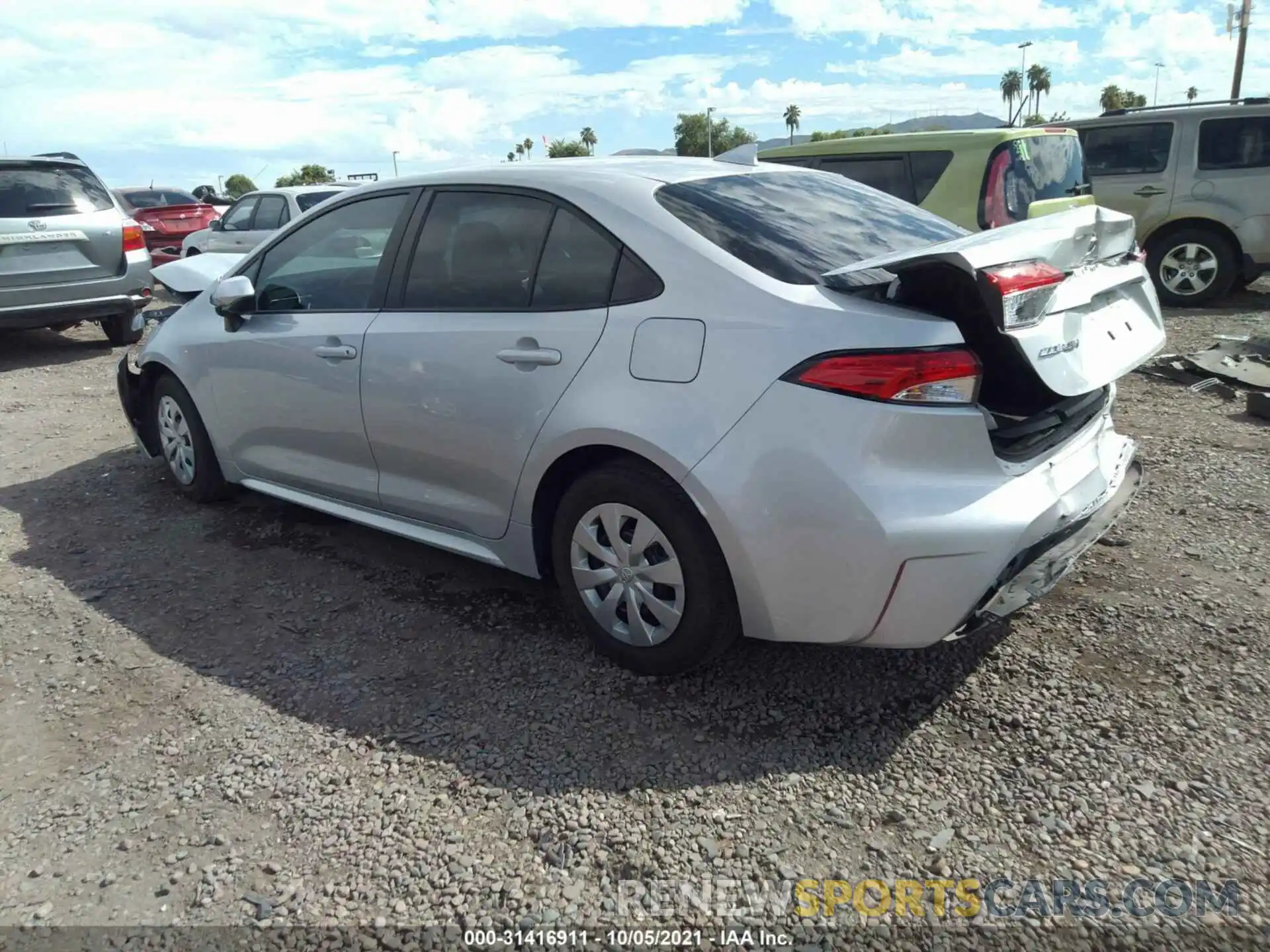 3 Photograph of a damaged car 5YFDPRAE2LP068130 TOYOTA COROLLA 2020