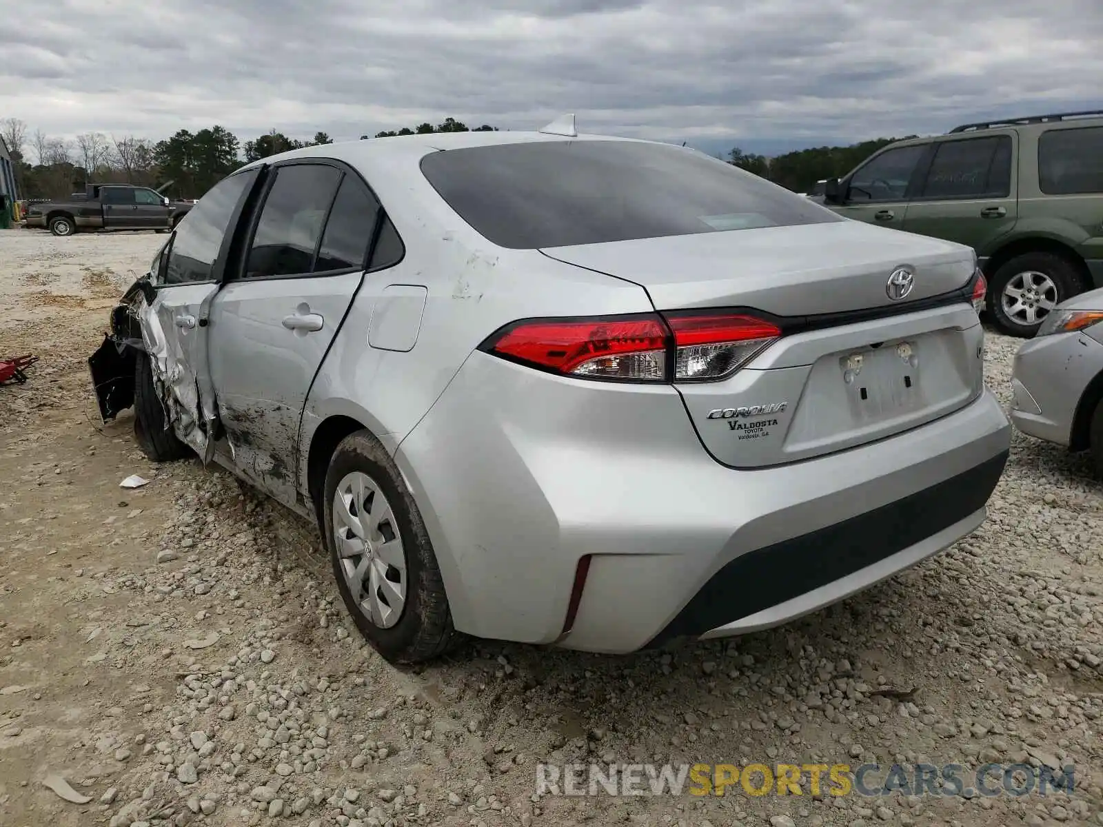 3 Photograph of a damaged car 5YFDPRAE2LP075093 TOYOTA COROLLA 2020