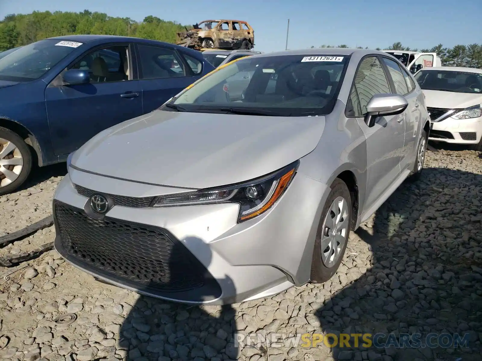 2 Photograph of a damaged car 5YFDPRAE2LP079824 TOYOTA COROLLA 2020