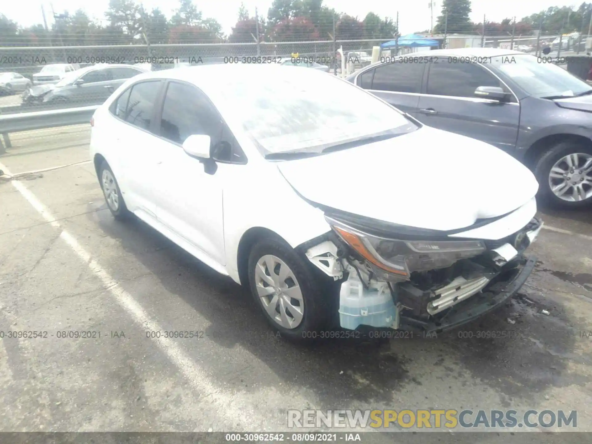 1 Photograph of a damaged car 5YFDPRAE2LP094839 TOYOTA COROLLA 2020