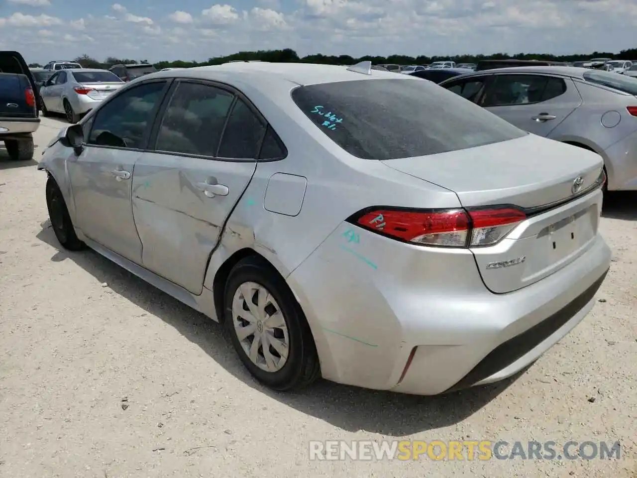 3 Photograph of a damaged car 5YFDPRAE2LP107976 TOYOTA COROLLA 2020