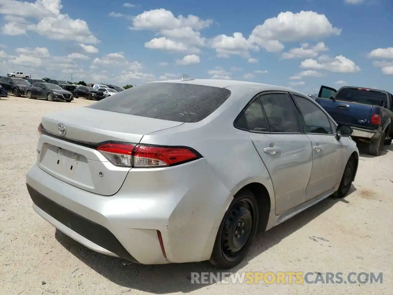 4 Photograph of a damaged car 5YFDPRAE2LP107976 TOYOTA COROLLA 2020