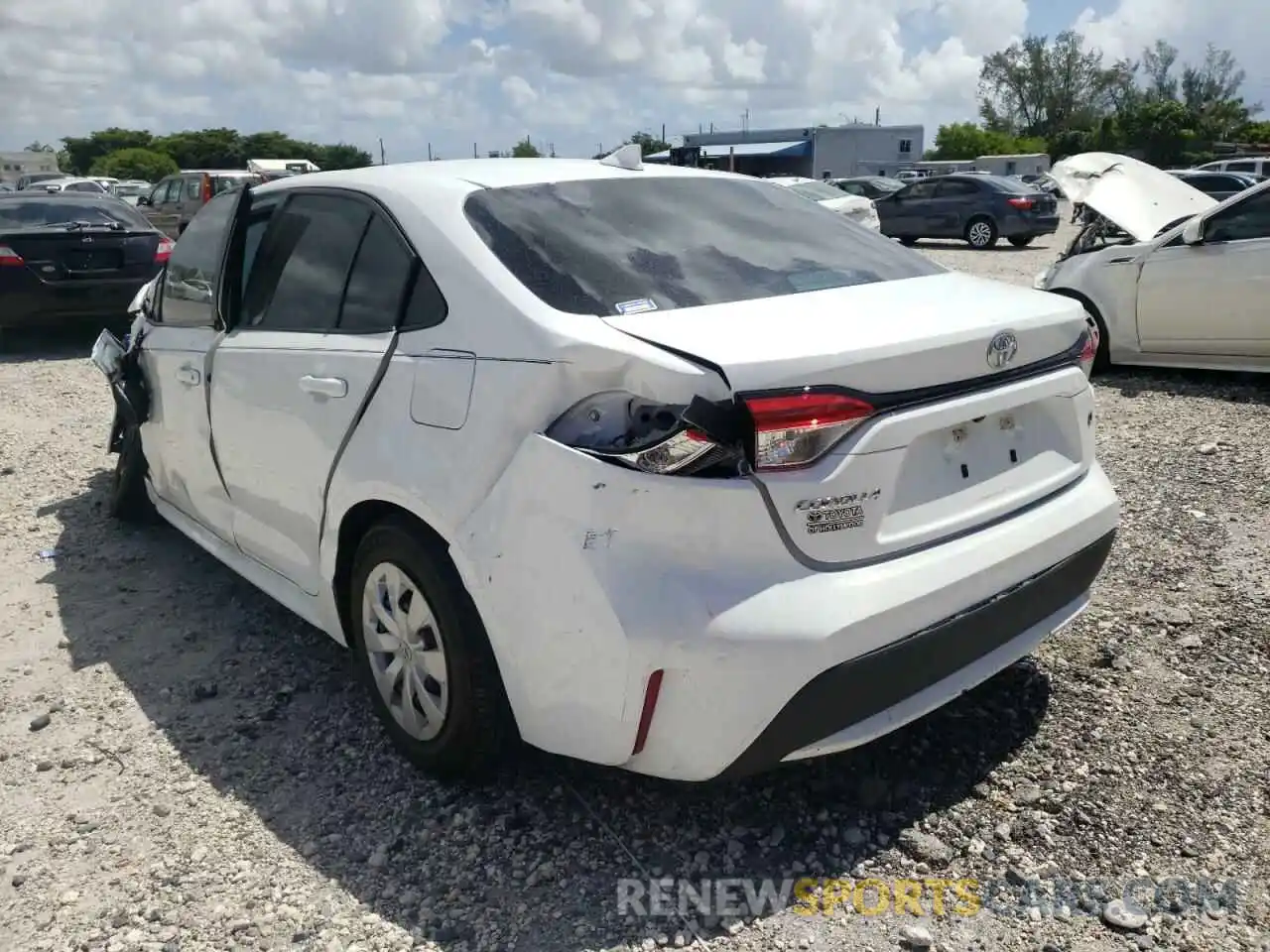 3 Photograph of a damaged car 5YFDPRAE2LP113115 TOYOTA COROLLA 2020