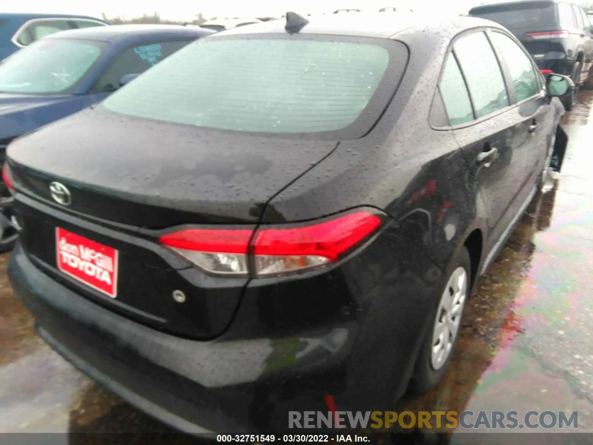 4 Photograph of a damaged car 5YFDPRAE2LP145255 TOYOTA COROLLA 2020