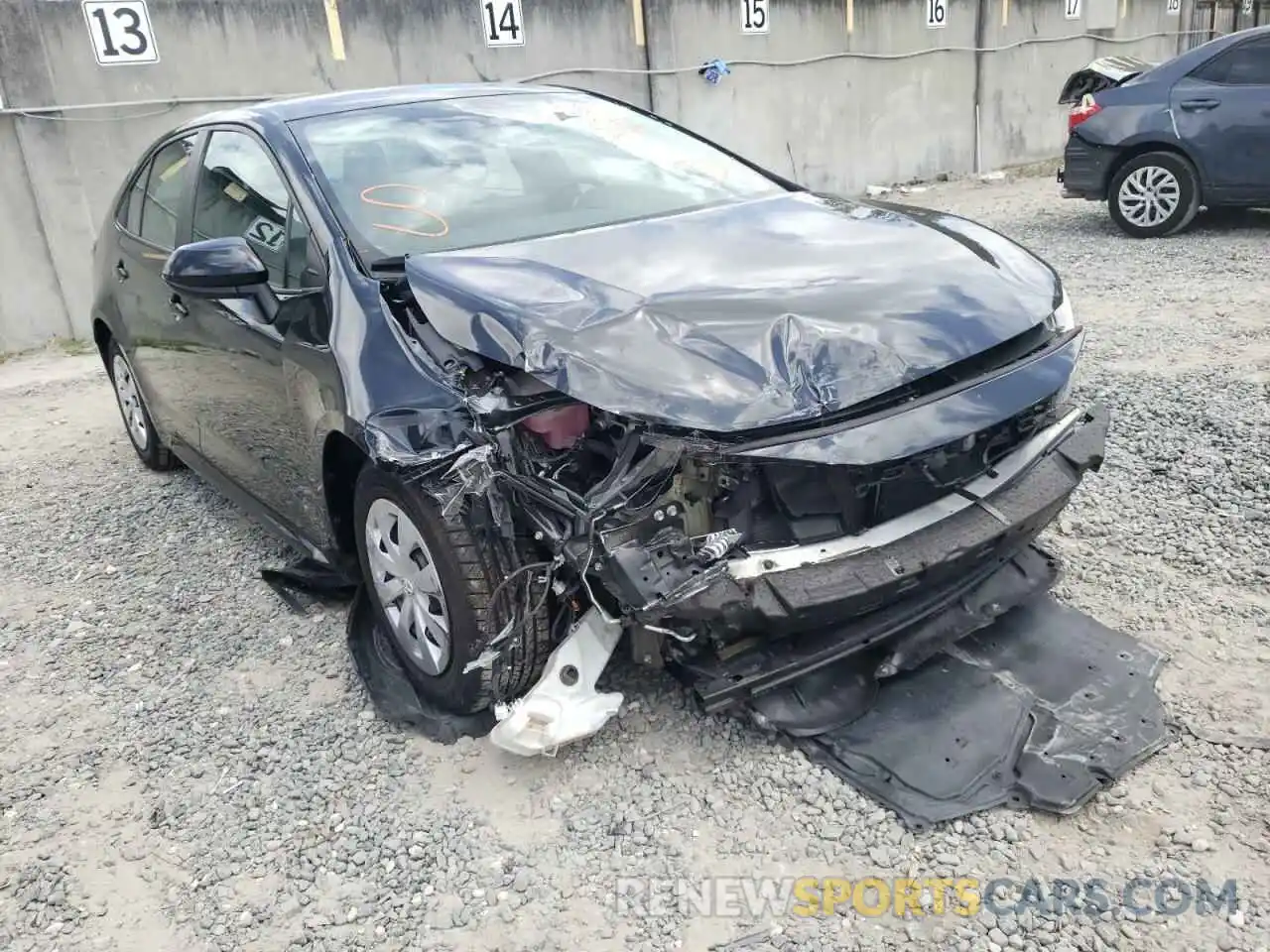 1 Photograph of a damaged car 5YFDPRAE3LP004548 TOYOTA COROLLA 2020