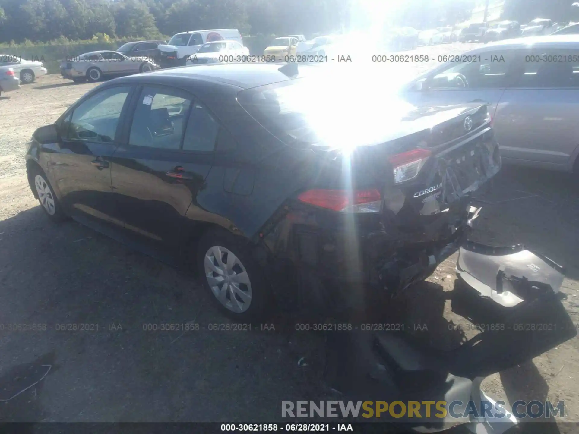 3 Photograph of a damaged car 5YFDPRAE3LP034777 TOYOTA COROLLA 2020