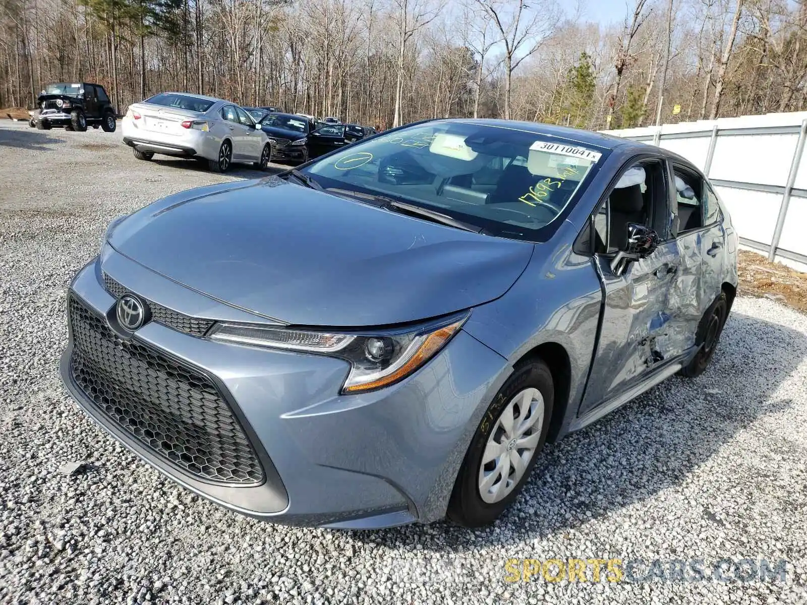 2 Photograph of a damaged car 5YFDPRAE3LP048646 TOYOTA COROLLA 2020