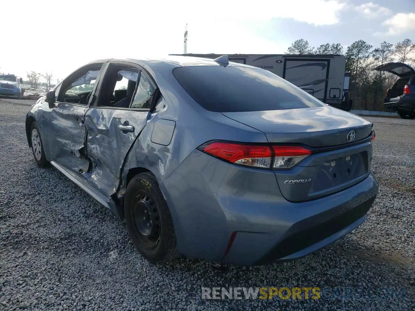 3 Photograph of a damaged car 5YFDPRAE3LP048646 TOYOTA COROLLA 2020