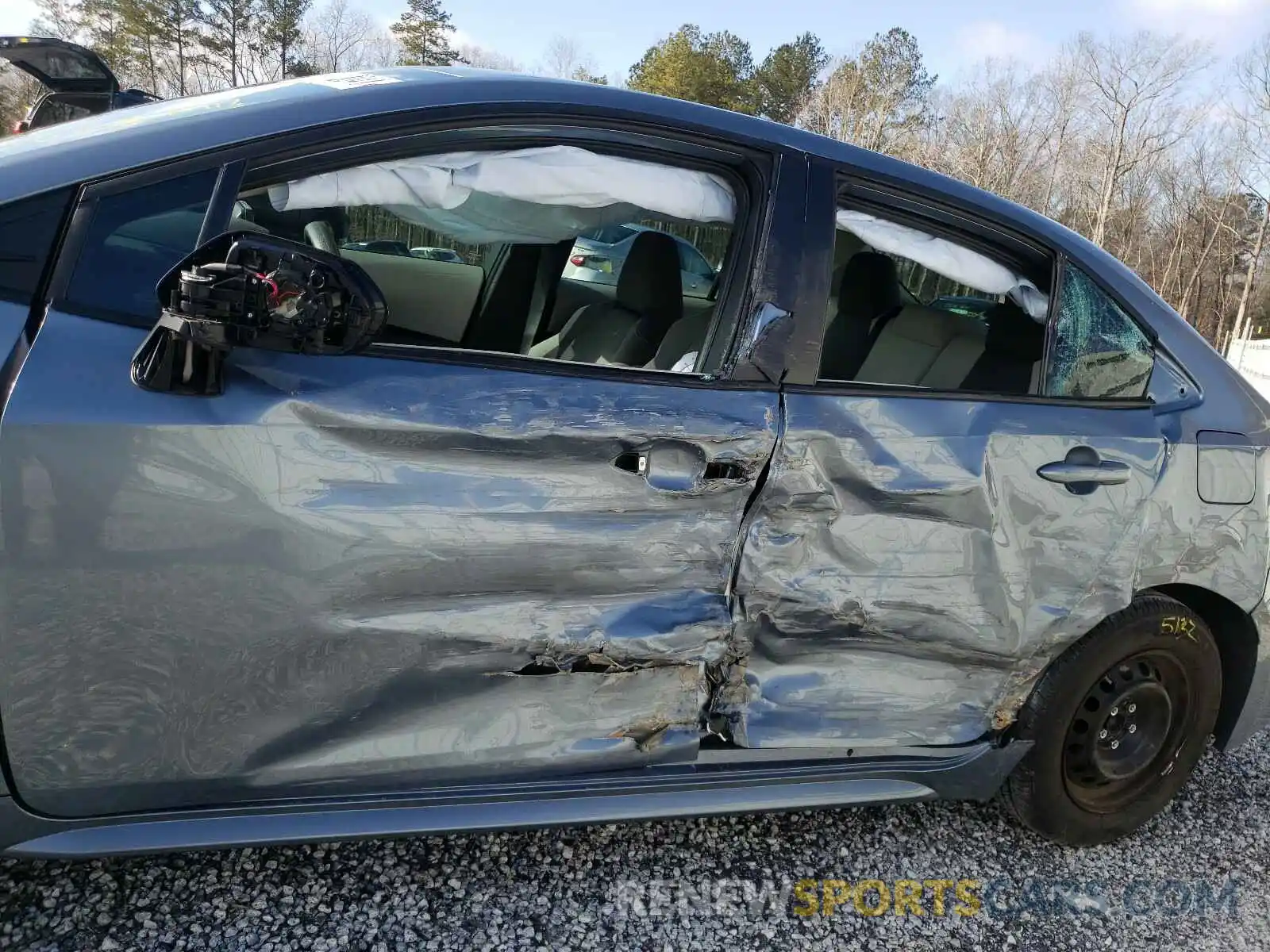 9 Photograph of a damaged car 5YFDPRAE3LP048646 TOYOTA COROLLA 2020