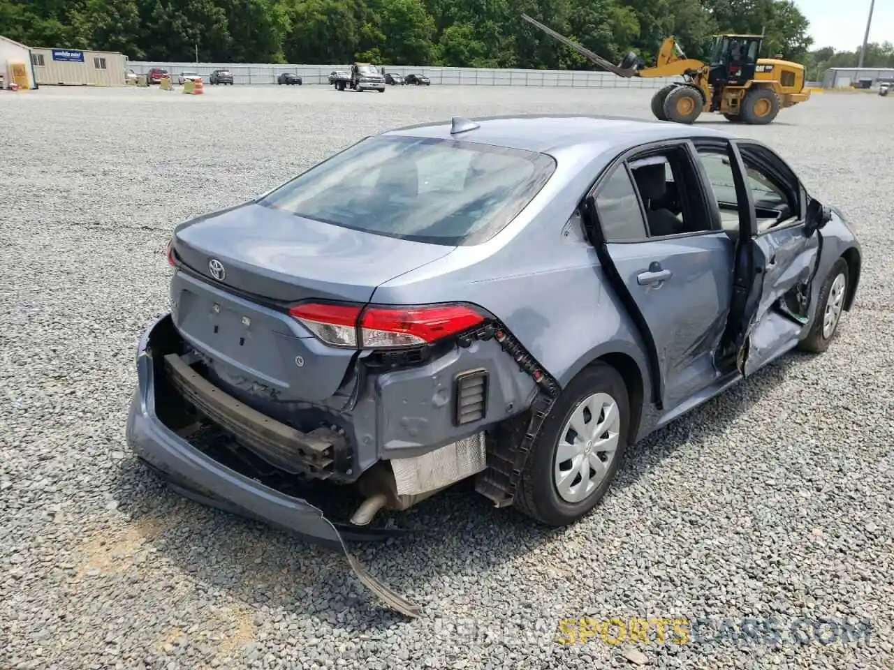 4 Photograph of a damaged car 5YFDPRAE3LP049618 TOYOTA COROLLA 2020