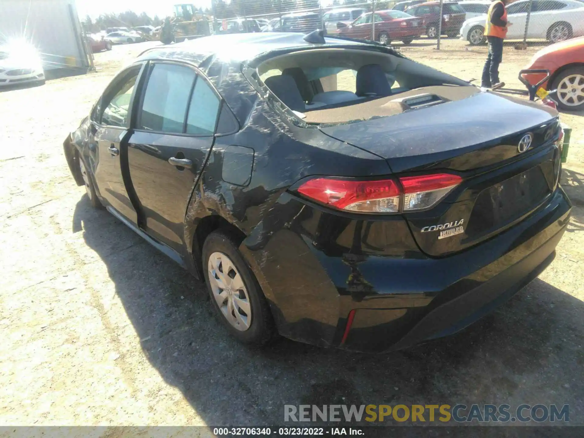 3 Photograph of a damaged car 5YFDPRAE3LP057766 TOYOTA COROLLA 2020