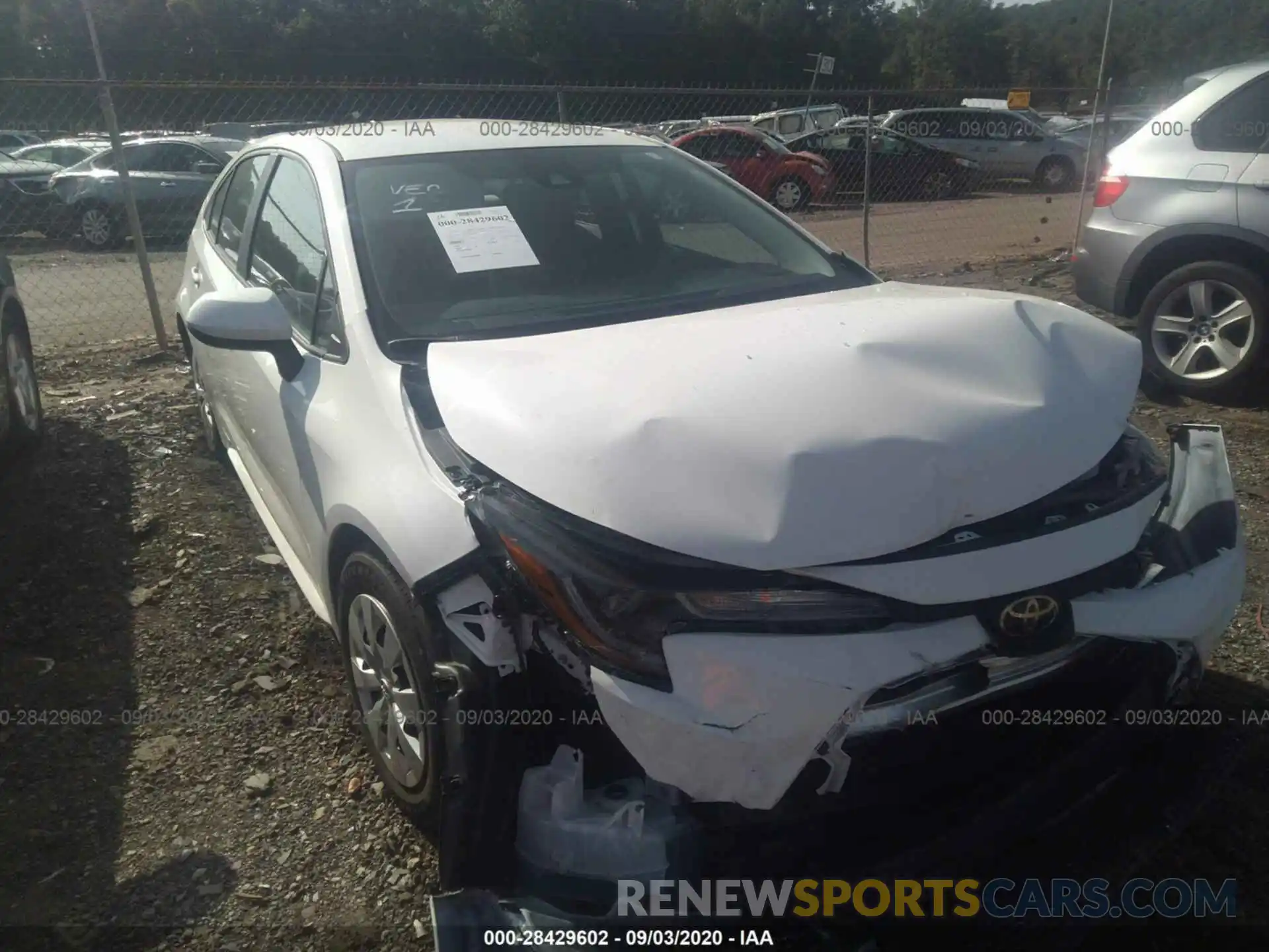 1 Photograph of a damaged car 5YFDPRAE3LP105637 TOYOTA COROLLA 2020