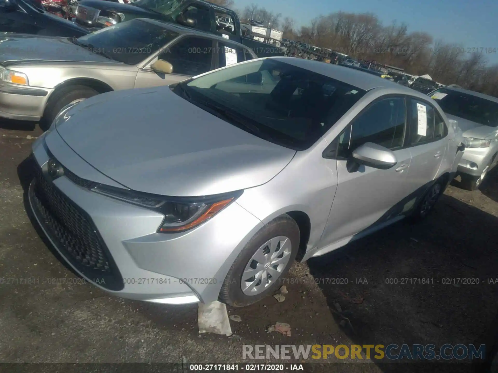 2 Photograph of a damaged car 5YFDPRAE4LP014277 TOYOTA COROLLA 2020