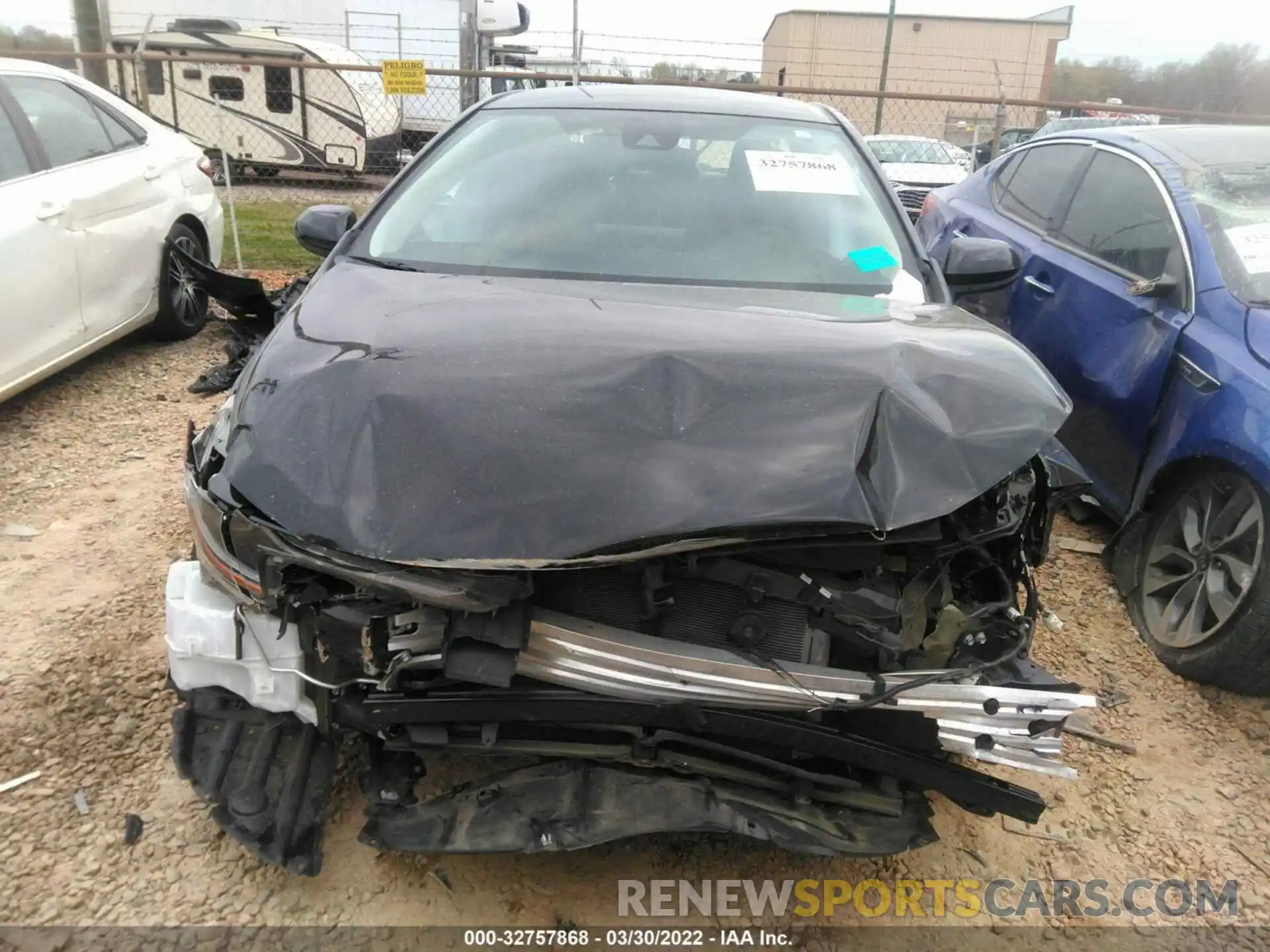 6 Photograph of a damaged car 5YFDPRAE4LP038241 TOYOTA COROLLA 2020