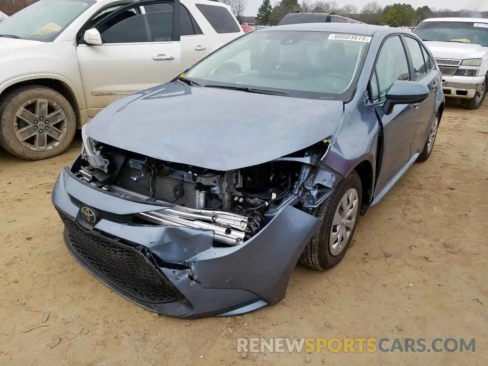 2 Photograph of a damaged car 5YFDPRAE4LP052320 TOYOTA COROLLA 2020