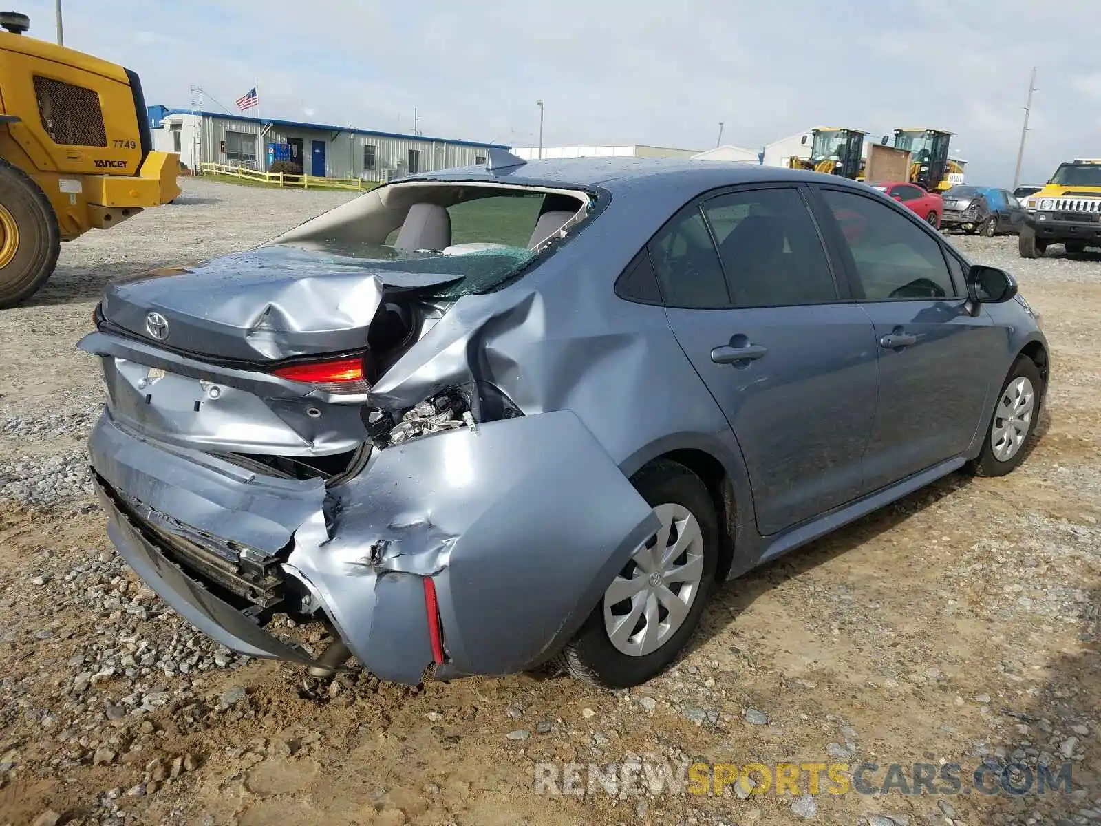 4 Photograph of a damaged car 5YFDPRAE4LP058344 TOYOTA COROLLA 2020