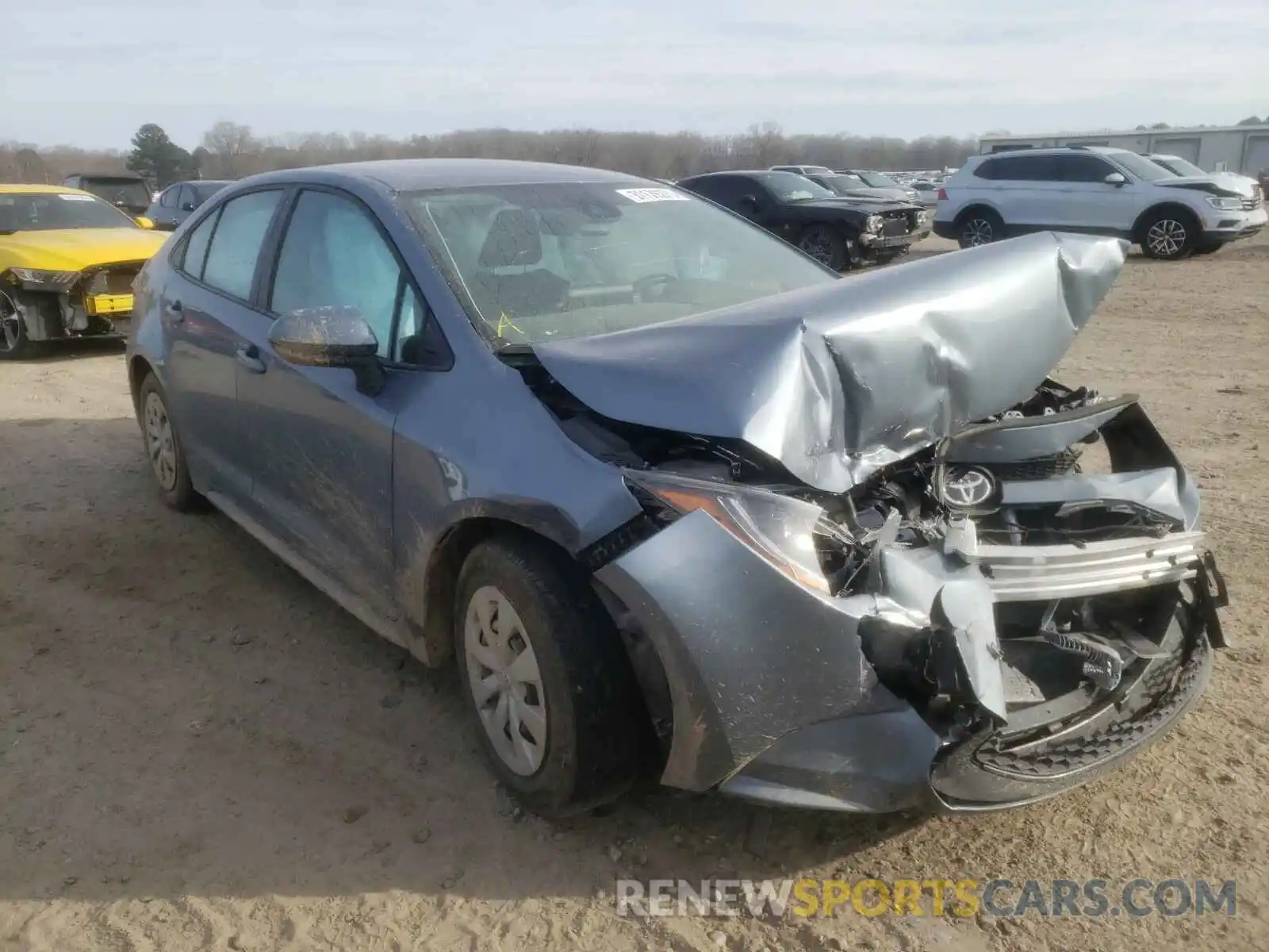 1 Photograph of a damaged car 5YFDPRAE4LP068369 TOYOTA COROLLA 2020