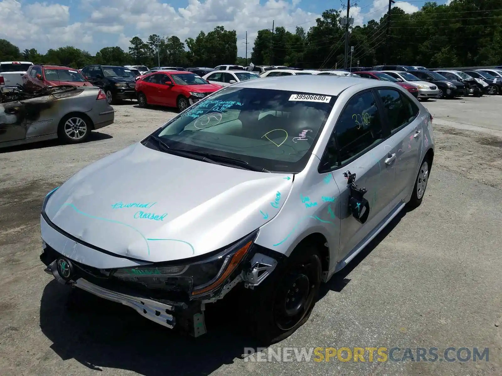 2 Photograph of a damaged car 5YFDPRAE4LP106909 TOYOTA COROLLA 2020