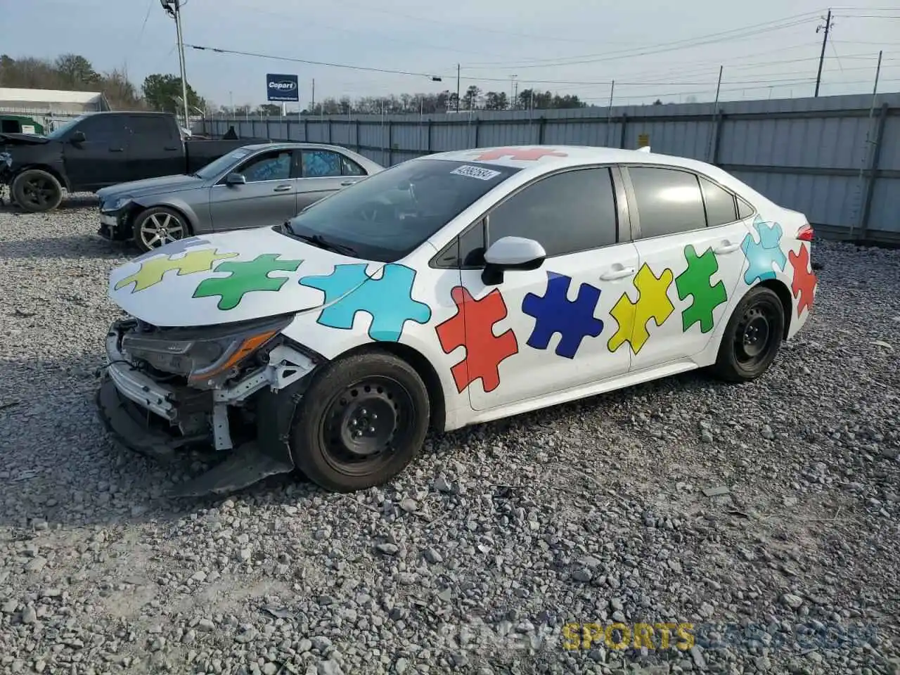 1 Photograph of a damaged car 5YFDPRAE4LP137500 TOYOTA COROLLA 2020