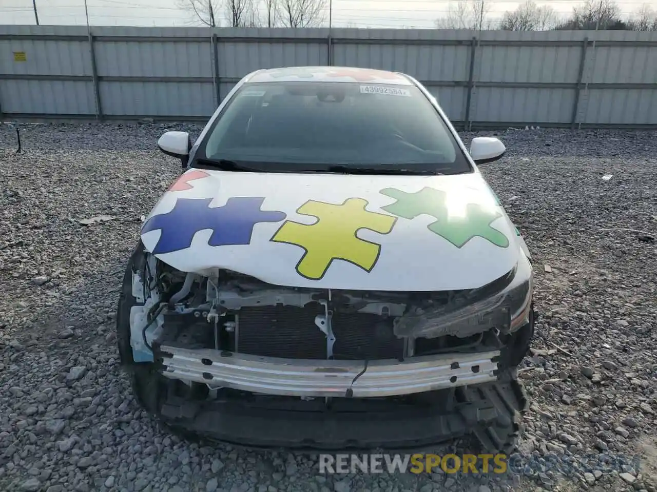 5 Photograph of a damaged car 5YFDPRAE4LP137500 TOYOTA COROLLA 2020