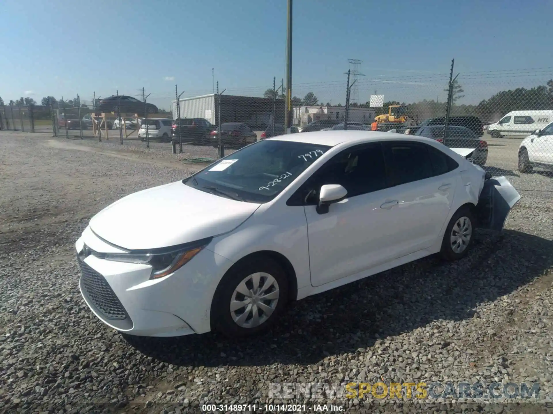 2 Photograph of a damaged car 5YFDPRAE4LP137979 TOYOTA COROLLA 2020