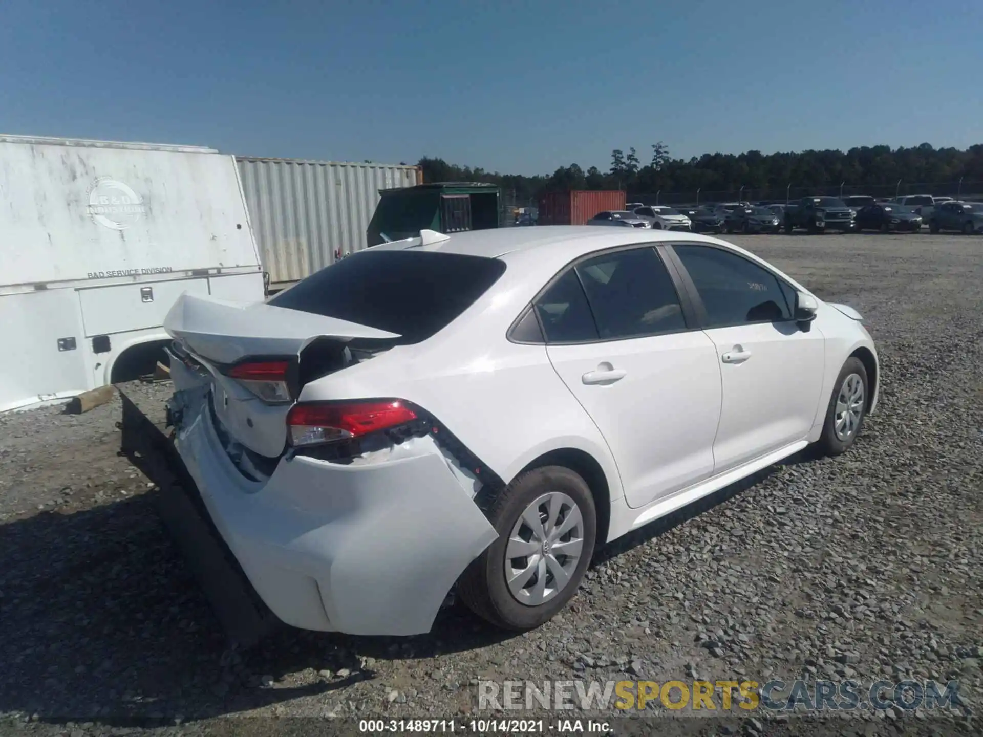 4 Photograph of a damaged car 5YFDPRAE4LP137979 TOYOTA COROLLA 2020