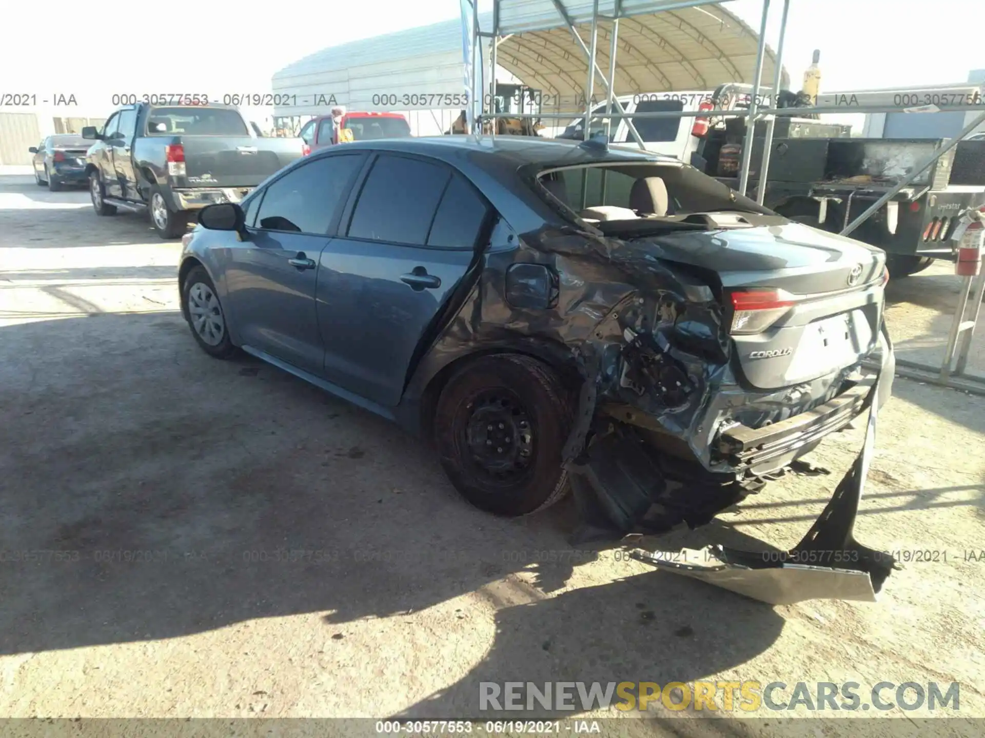 3 Photograph of a damaged car 5YFDPRAE5LP001442 TOYOTA COROLLA 2020