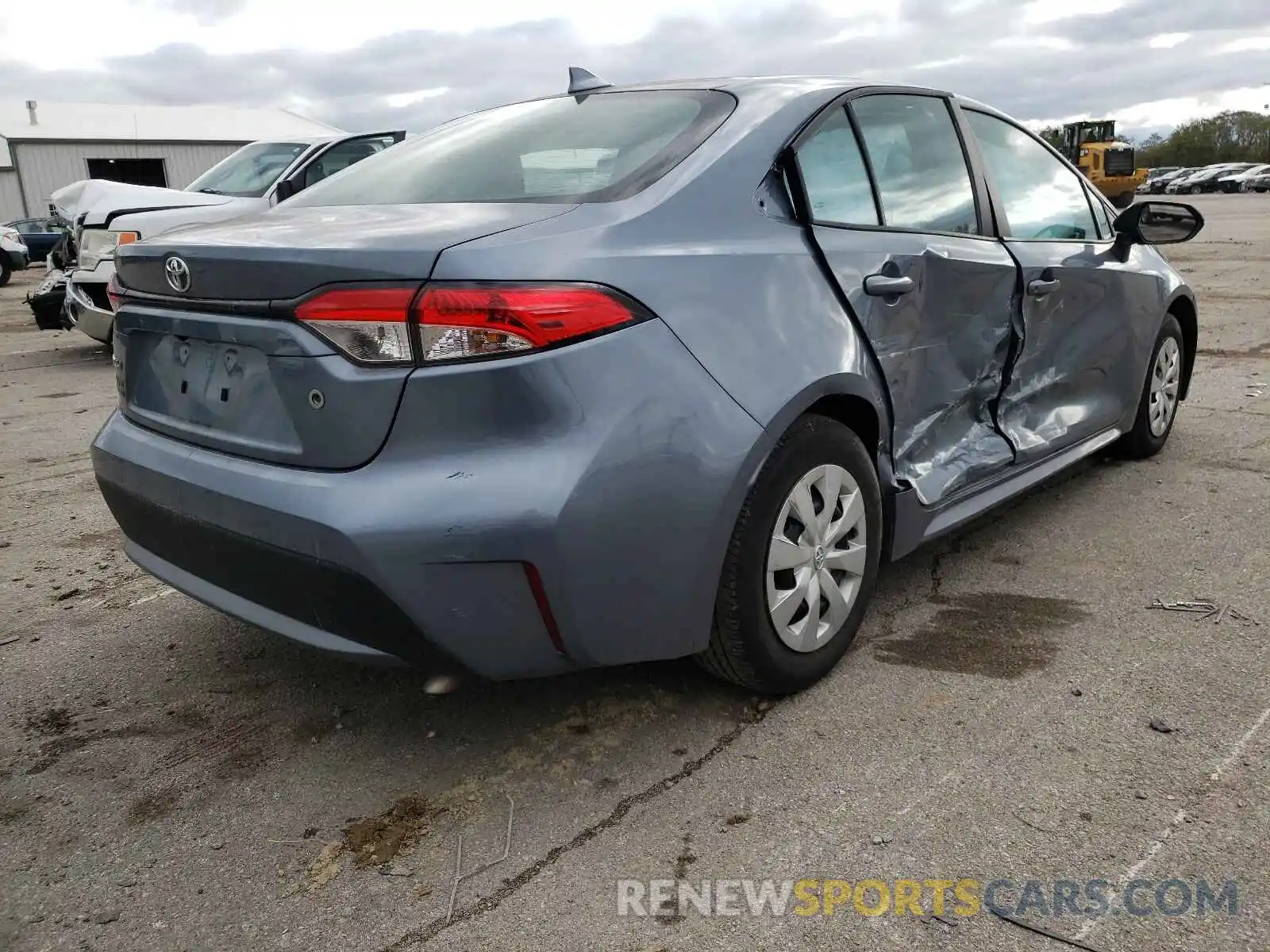 4 Photograph of a damaged car 5YFDPRAE5LP009766 TOYOTA COROLLA 2020