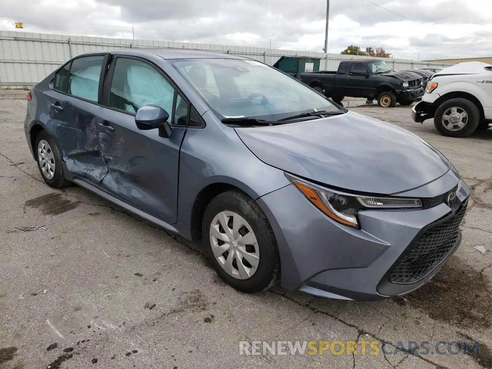 9 Photograph of a damaged car 5YFDPRAE5LP009766 TOYOTA COROLLA 2020